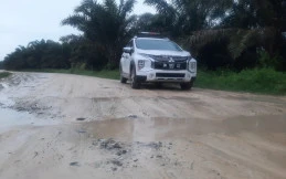 Ini Trik Offroad Pakai Mitsubishi Xpander Anti 'Terjebak' Lumpur