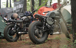 Keseruan Road 'N Roll Surabaya Bikin Acara Riding dan Camping