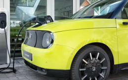 Honda Rilis Teknologi Pengisian Daya Mobil Listrik Canggih