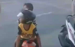 Anak TK Kendarai Motor Jadi Sorotan Warganet