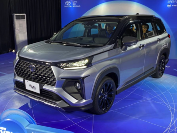 Perbedaan Toyota Veloz Hybrid V vs Q, Mana yang Layak Dipilih?