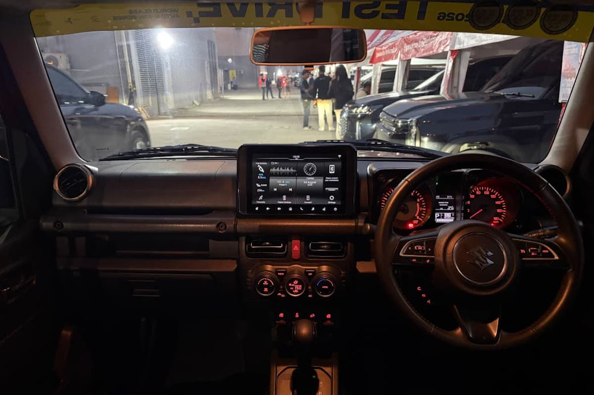 Kabin Suzuki Jimny