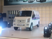 Blind Van Listrik DFSK E B-Type Dibanderol Rp248 Juta