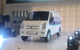 Blind Van Listrik DFSK E B-Type Dibanderol Rp248 Juta