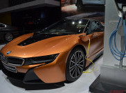 BMW Siapkan 25 Model Baru untuk Kuasai Segmen Mobil Listrik