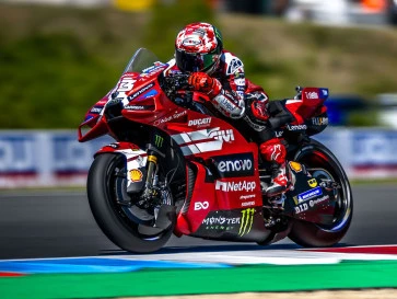 Francesco Bagnaia Sabet Kemenangan Sprint Race MotoGP Ceko 2026