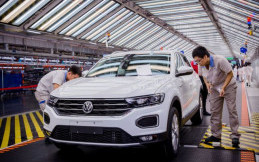 Volkswagen Perkirakan Pasar Mobil Kembali Pulih pada Musim Panas