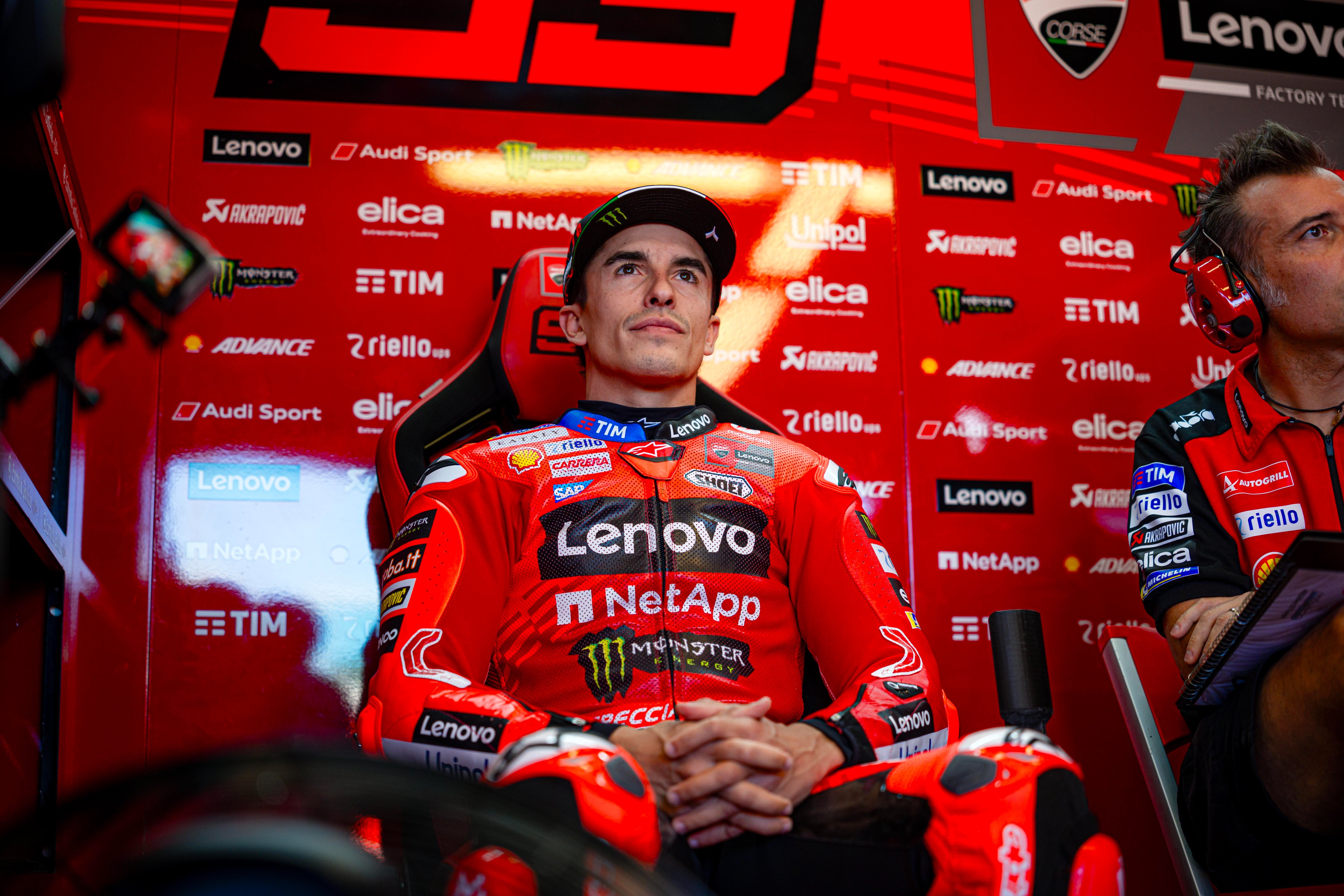 Bukan di Ducati, Marc Marquez Diprediksi Pensiun Bersama Honda