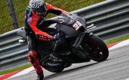 Aprilia Pasang Fairing Baru Saat Shakedown MotoGP 2023 di Sepang