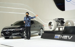 Honda Bawa Teknologi e:HEV Dan Honda Small SUV RS di GIIAS 2022