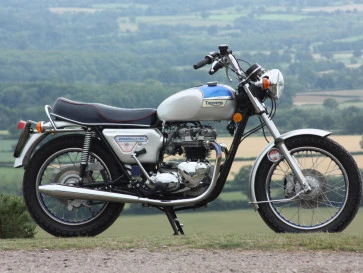 Sejarah dan Galeri Triumph Bonneville Silver Jubilee