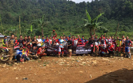 Komunitas dan Konsumen Jelajah Alam dengan CRF150L 
