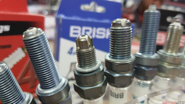 Cek Rutin Kondisi Busi Motor, Ini Dampaknya Jika Lalai