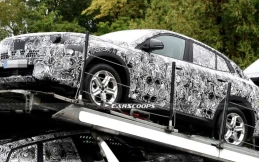 BMW X2 Facelift Bakal Adopsi Wajah Baru dan Layar Panoramic iDrive