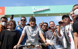 Sandiaga Uno Apresiasi Vespa World Days 2022 Bali Majukan Ekonomi Lokal