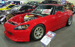 Ada Indomie Goreng di Mesin Honda S2000 