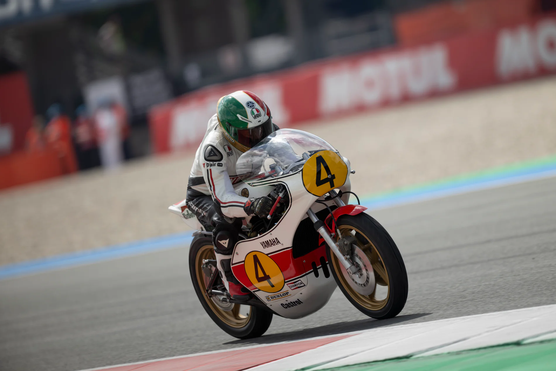 Yamaha Kenang Jasa Giacomo Agostini, Hidupkan Motor 2-Tak