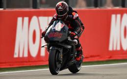 Yamaha Dominan, Debut Perdana Lorenzo Kelam di Tes Pertama MotoGP 2019