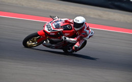 Honda CBR250RR dan CBR600RR Antarkan Pembalap Astra Honda Raih Juara di MRS 2023