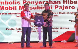Mitsubishi Serahkan 1 Unit Pajero Sport kepada BLK Samarinda