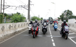 Kunci Aman Berkendara Sepeda Motor Saat Berpuasa