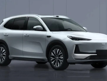 Geely EX5 Terbaru Punya Frunk Besar, Motor Listriknya Naik Jadi 329 Dk
