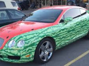 Ketika Mobil Mewah Bentley Disulap Jadi Semangka