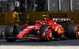 Hasil F1 Australia 2024: Carlos Sainz Raih Kemenangan, Max Verstappen Mundur dari Balapan