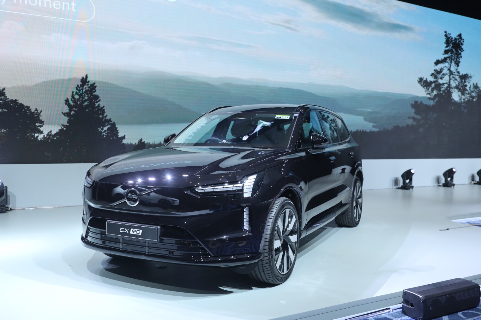 Volvo EX90 Meluncur di Indonesia Rp2,55 Miliar, Intip Fiturnya