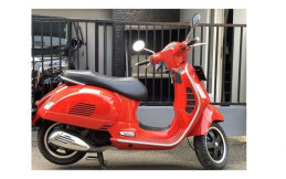Komedian Indonesia ini Lelang Vespa untuk Bantu Tanggulangi Covid-19