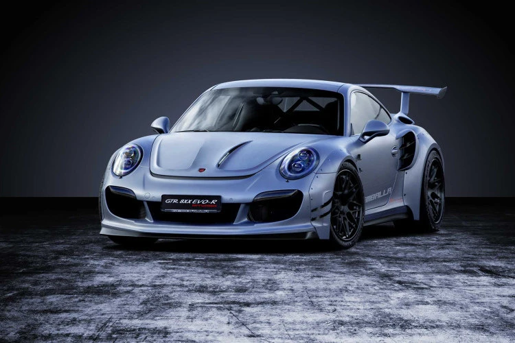 Gemballa GTR 8XX Evo-R Biturbo Modifikasi Ciptakan Tampilan Percaya Diri
