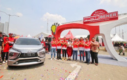 Xpander Pinter Bener Family Sambangi Surabaya