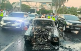 Waspada, Beberapa Faktor Ini Penyebab Mobil Terbakar