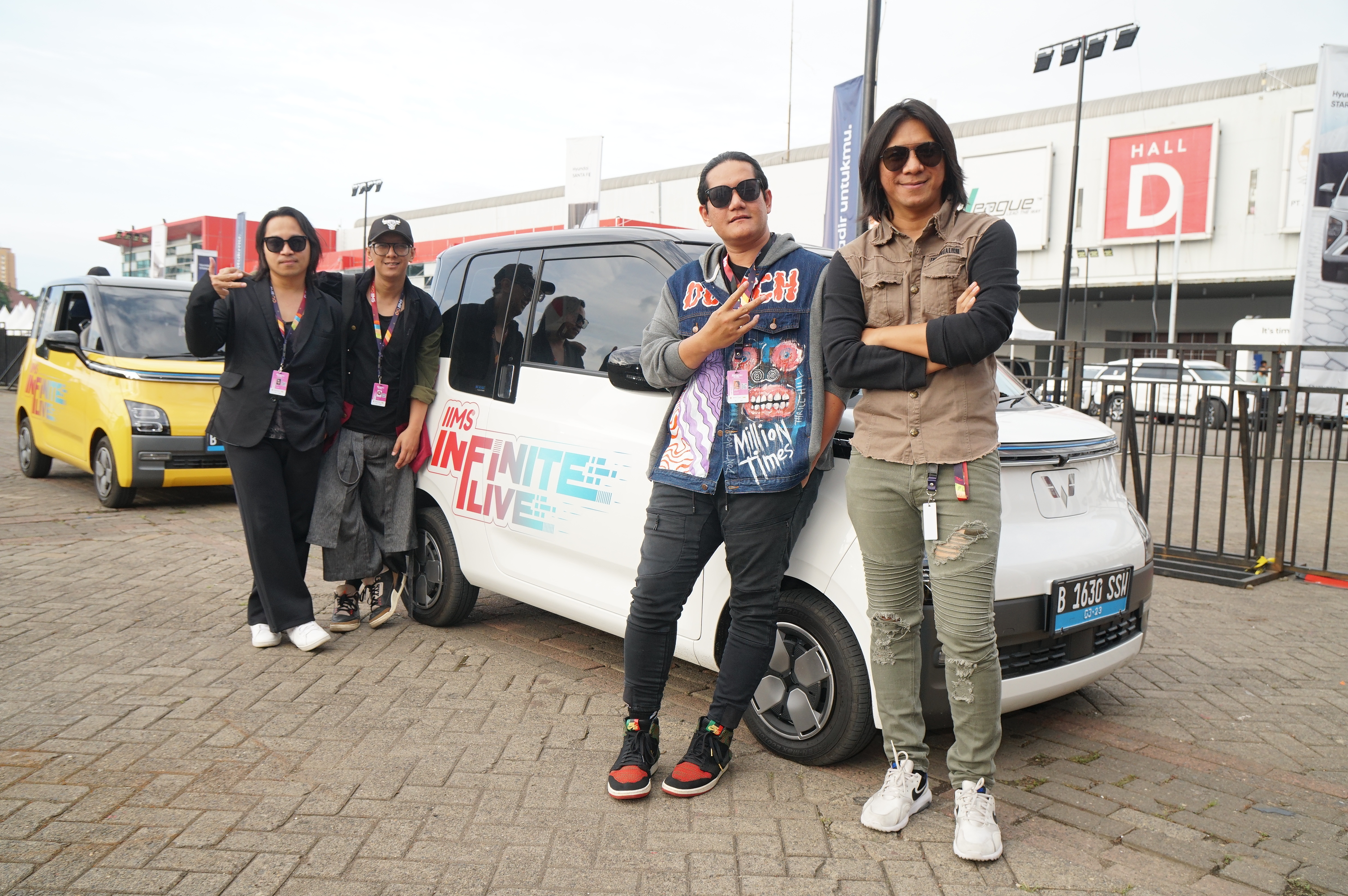 Wuling Air ev jadi Official Infinite Live Shuttle Car 