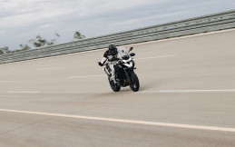  Iván Cervantes Cetak Rekor Dunia Jarak Terjauh dengan Motor Selama 24 Jam