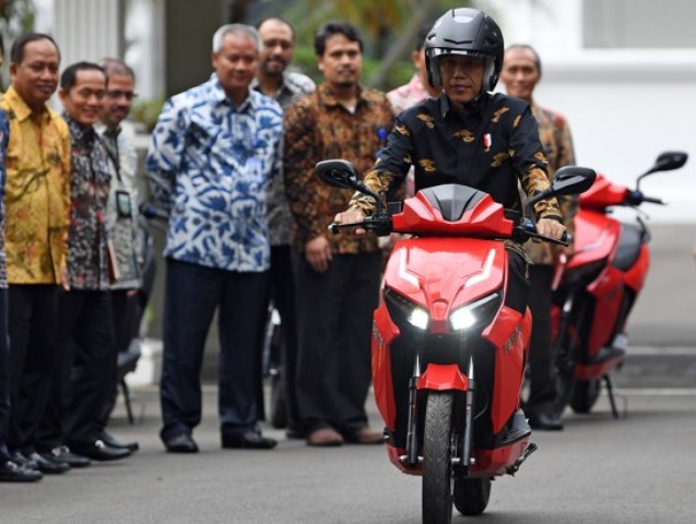 Pemerintah Percepat Regulasi untuk Motor Listrik