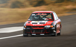 Selain Moge, Indonesia Drag Wars Juga Tandingkan Kelas Mobil, Loh!