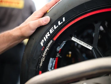 Ban Pirelli MotoGP 2027 Mulai Diuji di Brno, Siap Sambut Era 850cc