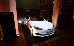 Tesla Pasang Target Jualan Agresif Saat Pandemi