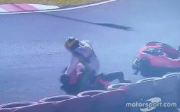 Massa Minta Maaf karena Perkelahian Rekan Setim