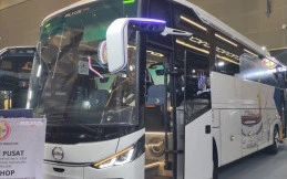 Damri dan Hino Bikin Bus Trayek Lintas 3 Negara