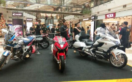 Beli Motor Premium Bisa di Sobat Riders Adira Finance, Sob!