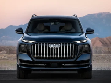 Jadi SUV Tiga Baris Paling Mewah, Audi Q9 Punya Pintu Otomatis dan Sunroof Pintar