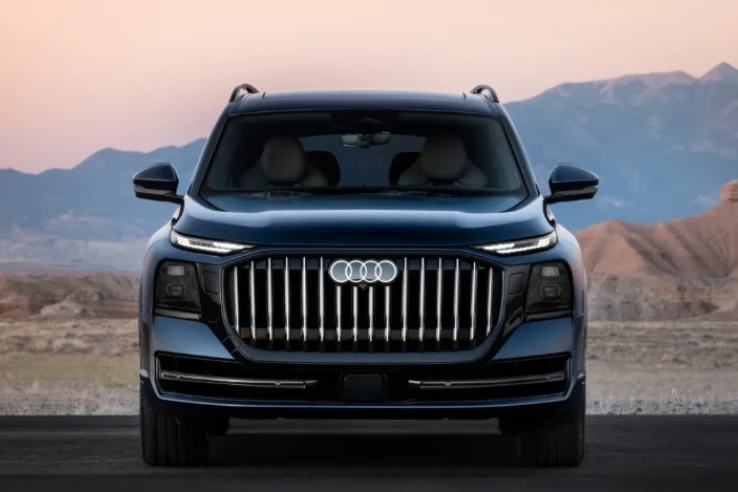Jadi SUV Tiga Baris Paling Mewah, Audi Q9 Punya Pintu Otomatis dan Sunroof Pintar