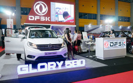 Menarik Perhatian, DFSK Raih 3 Penghargaan di GIIAS Makassar 2018