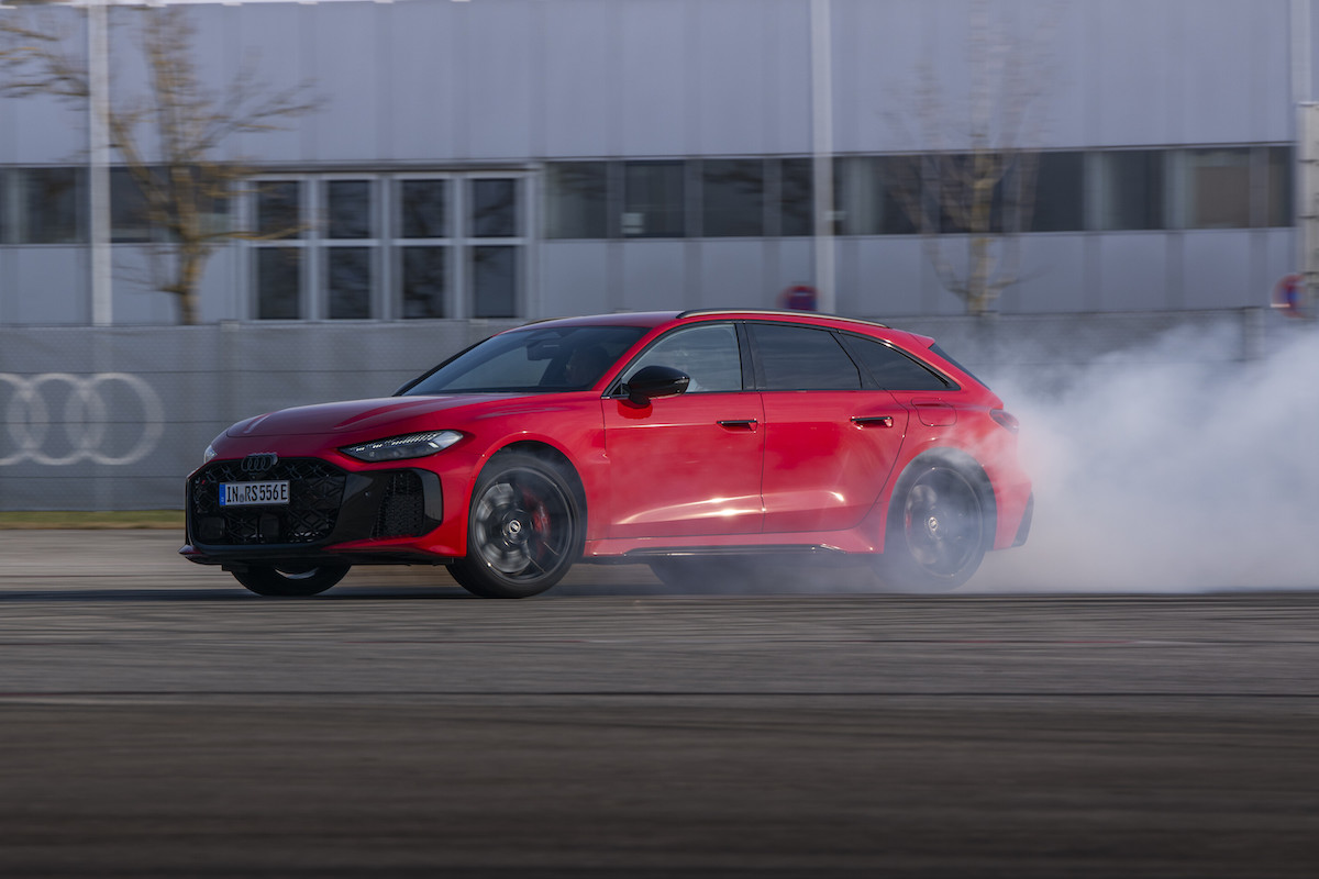 Mengenal Teknologi Quattro with Dynamic Torque Control di Audi RS 5