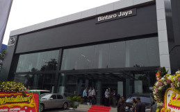 Diler Mazda Bintaro Resmi Beroperasi
