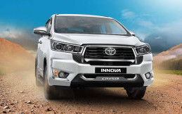 Terbentur Regulasi, Toyota Innova Crysta Tak Lagi Diproduksi