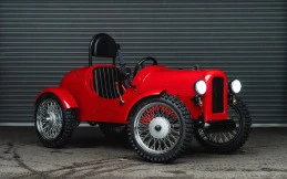The Chelsea Rivet, Kendaraan Off-Road Mini Berdesain Nyentrik