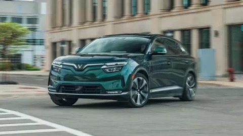  Proses Charging Lambat, Pemilik Vinfast VF 8 AWD Gugat Pabrikan 